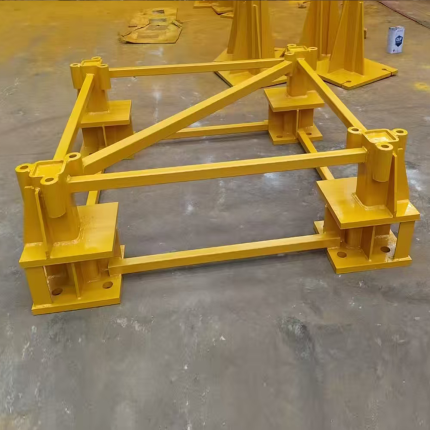 Special-shaped outrigger base