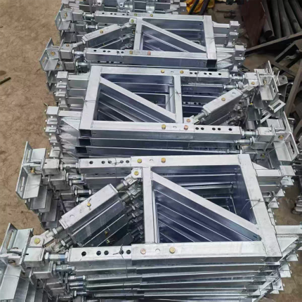 Attachment of construction hoist (1)